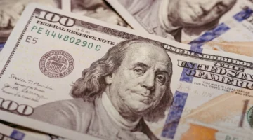 تحركات غير مسبوقة في سعر الدولار مقابل الجنيه المصري بالبنوك اليوم